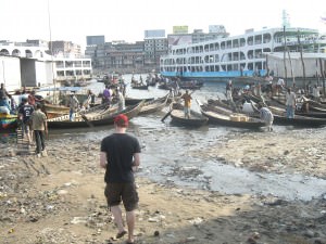 traveling in Bangladesh, backpacking in Dhaka