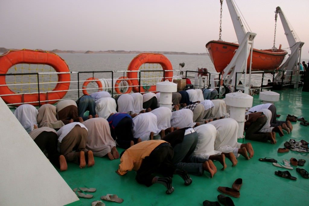 boat from sudan to egypt