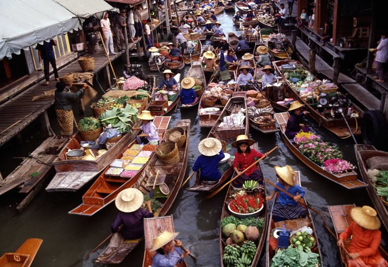 Damnoen Saduak Floating Market Tour