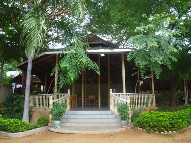 The complimentary breakfast veranda