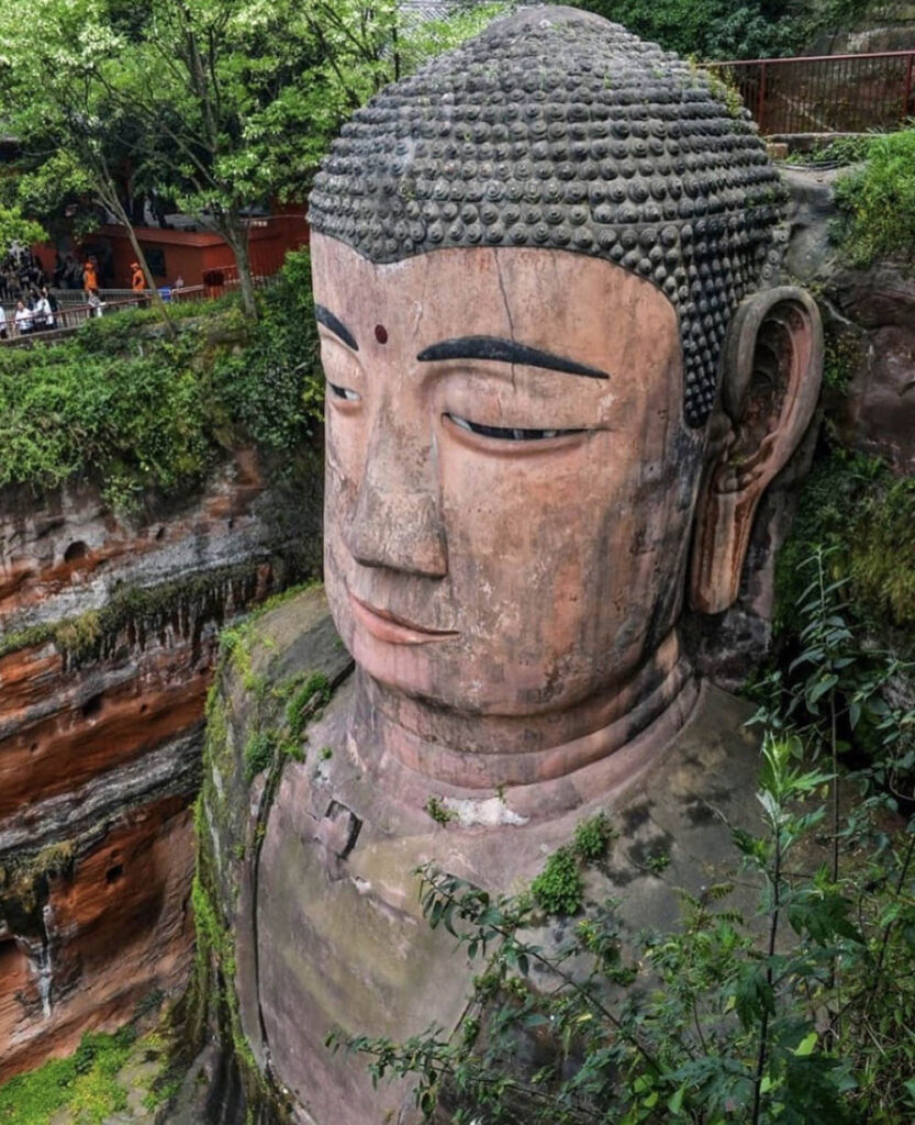 Giant buddha in Leshan