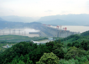 Three gorge dam