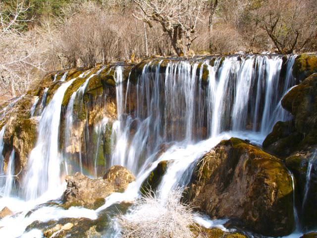 jiuzhaigou waterfall
