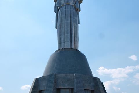 rodina mat motherland statue kiev