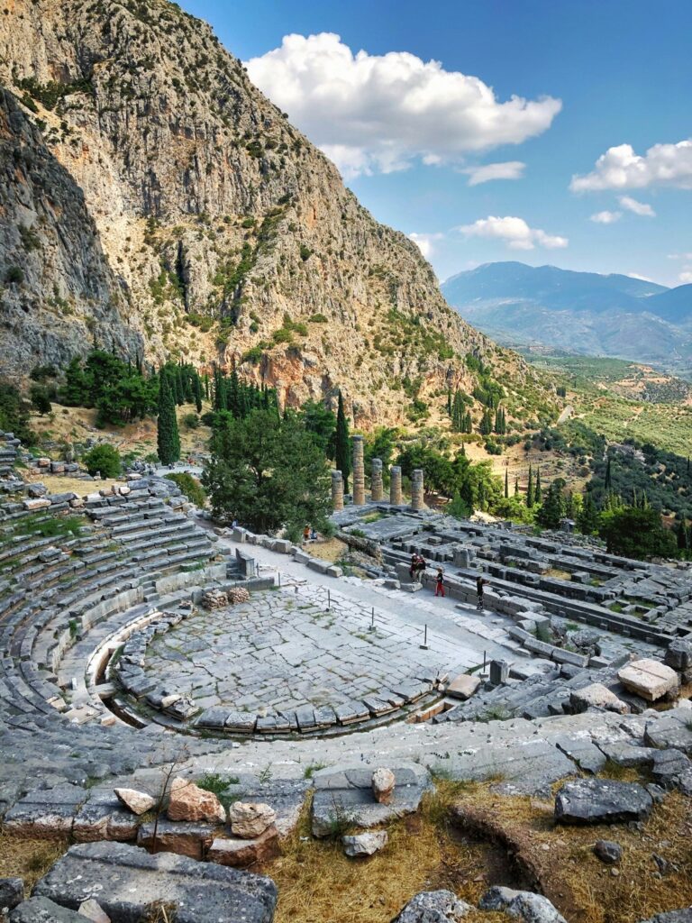 Delphi daytrip from Athens