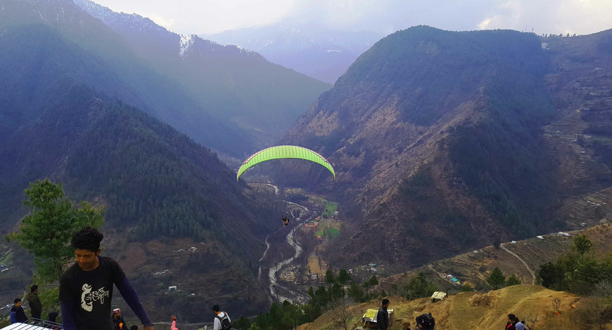 Paragliding in Manali