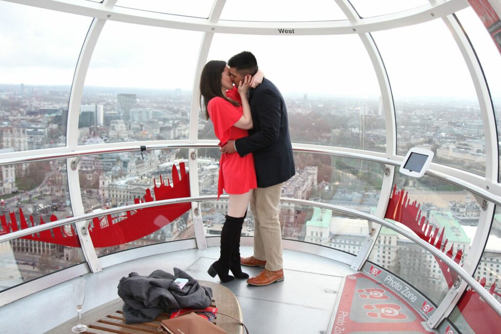 Propose in the London Eye