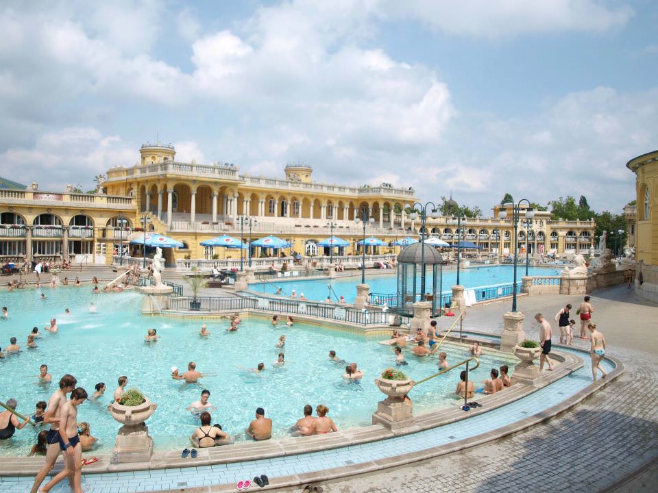 Visiting The Szechenyi Baths In Budapest One Step 4ward