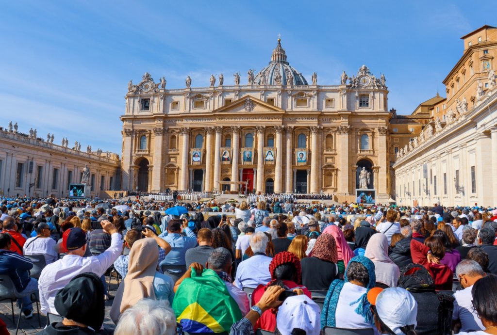 visit vatican city