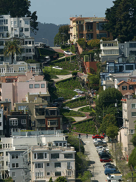 Lombard Street from Coit Tower[19]