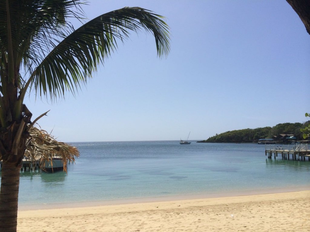 Clarion Suites Pineapple Villas at Roatan hotel review; Honduras