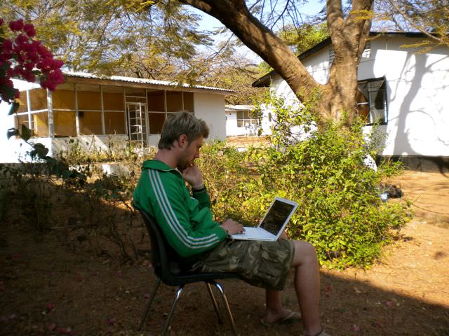 Blogging in Malawi, one month before my first advertising deal