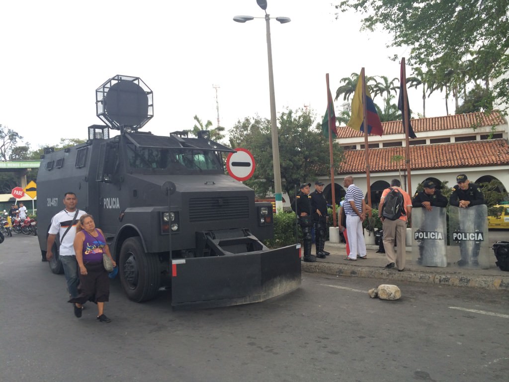 Riot police Colombia