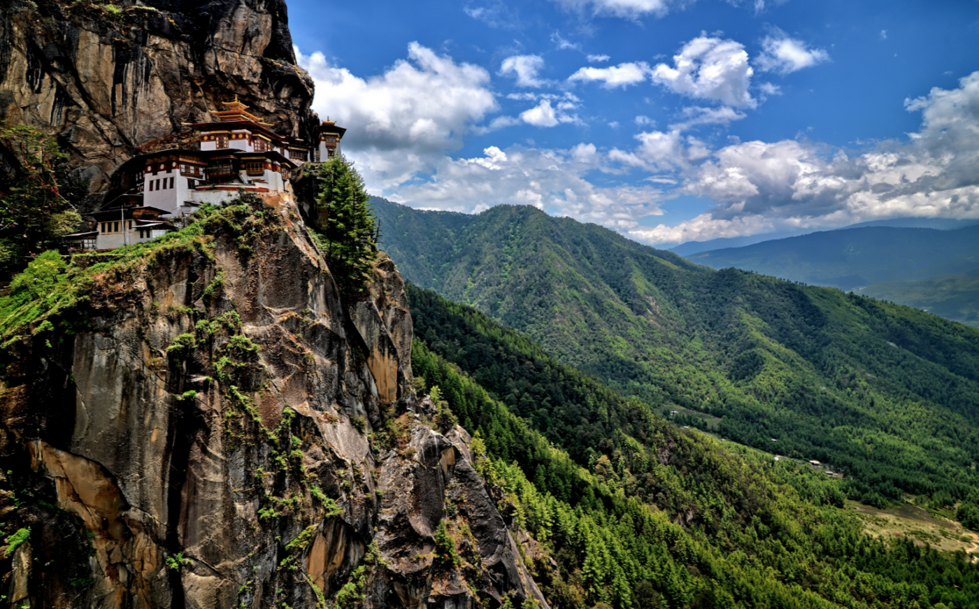 Visiting The Tigers Nest Bhutan Aka Paro Taktsang Monastery In Bhutan