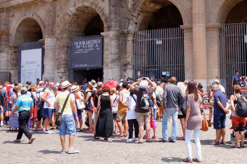 Colosseum queues