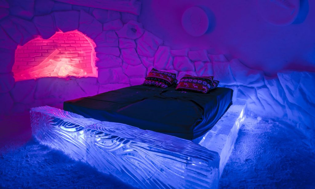 Kirkenes Snow Hotel room