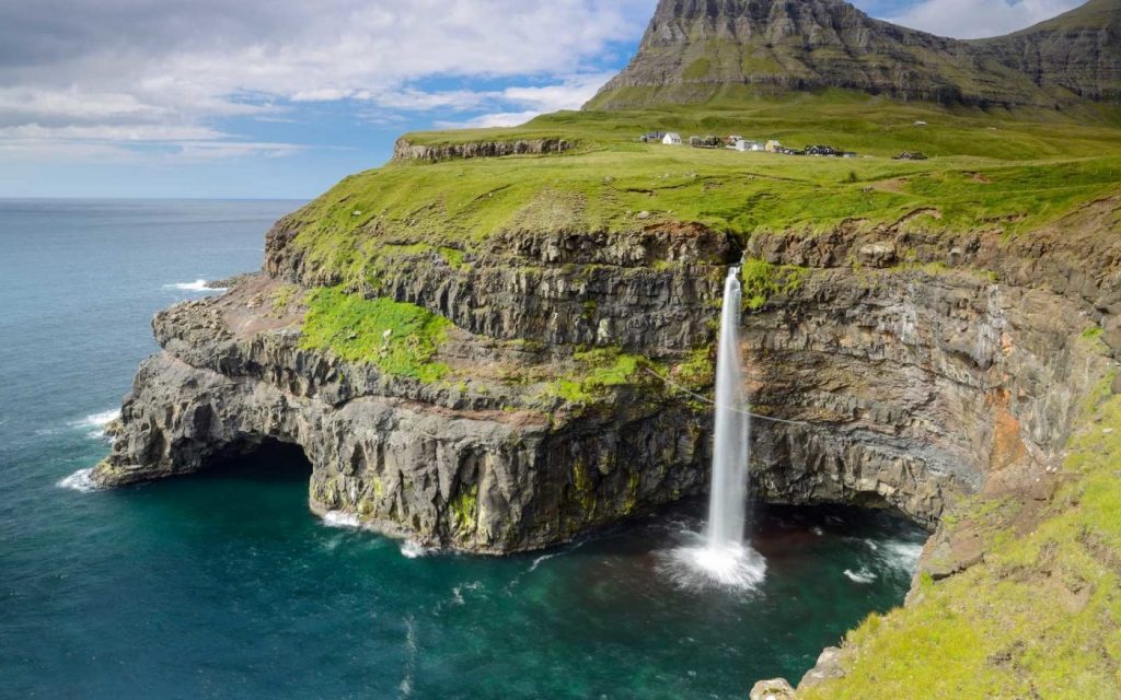 I'm off to the beautiful Faroe Islands in May