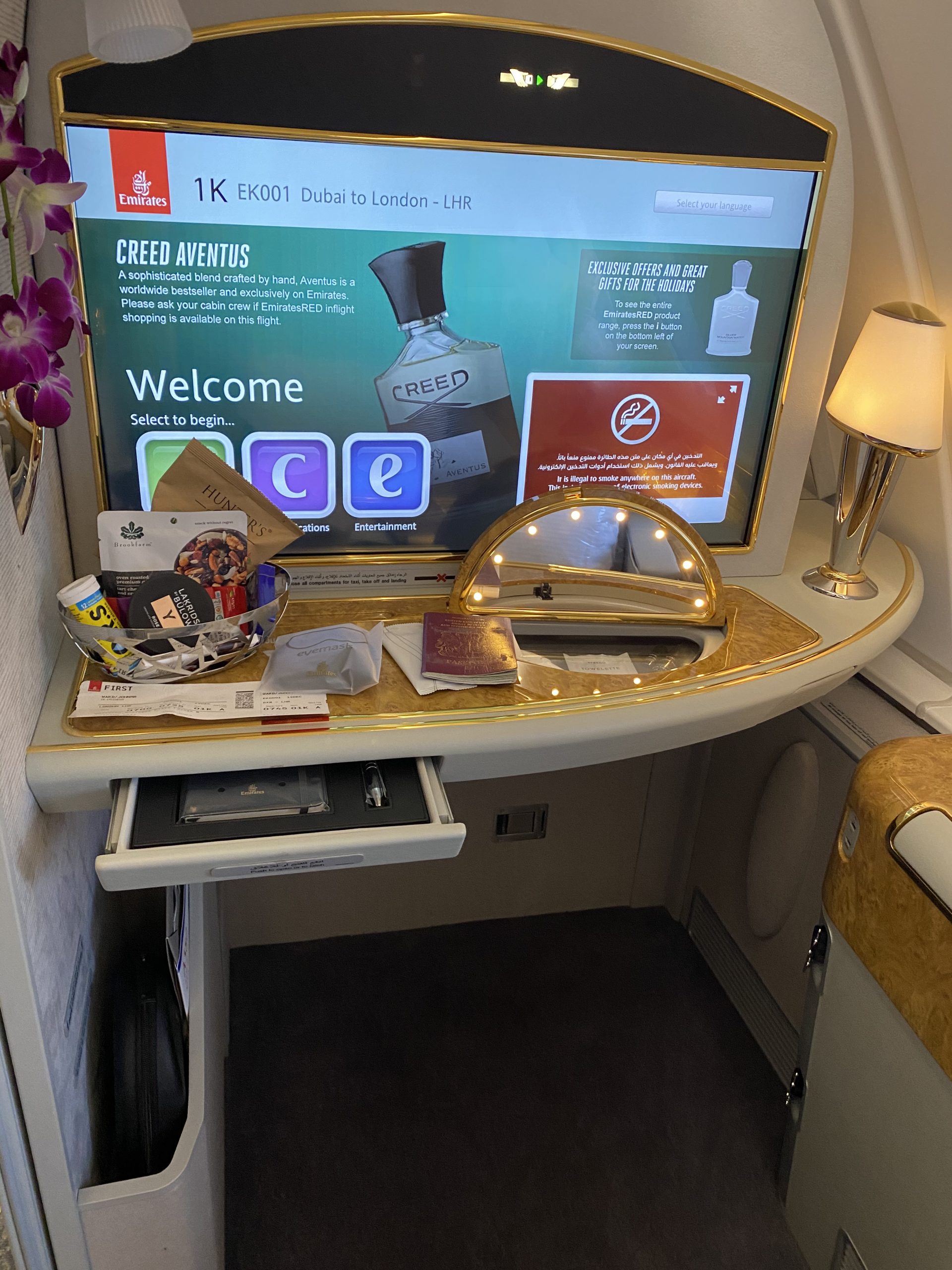 A380 Emirates First Class Review (Dubai to London DXB to LHR)