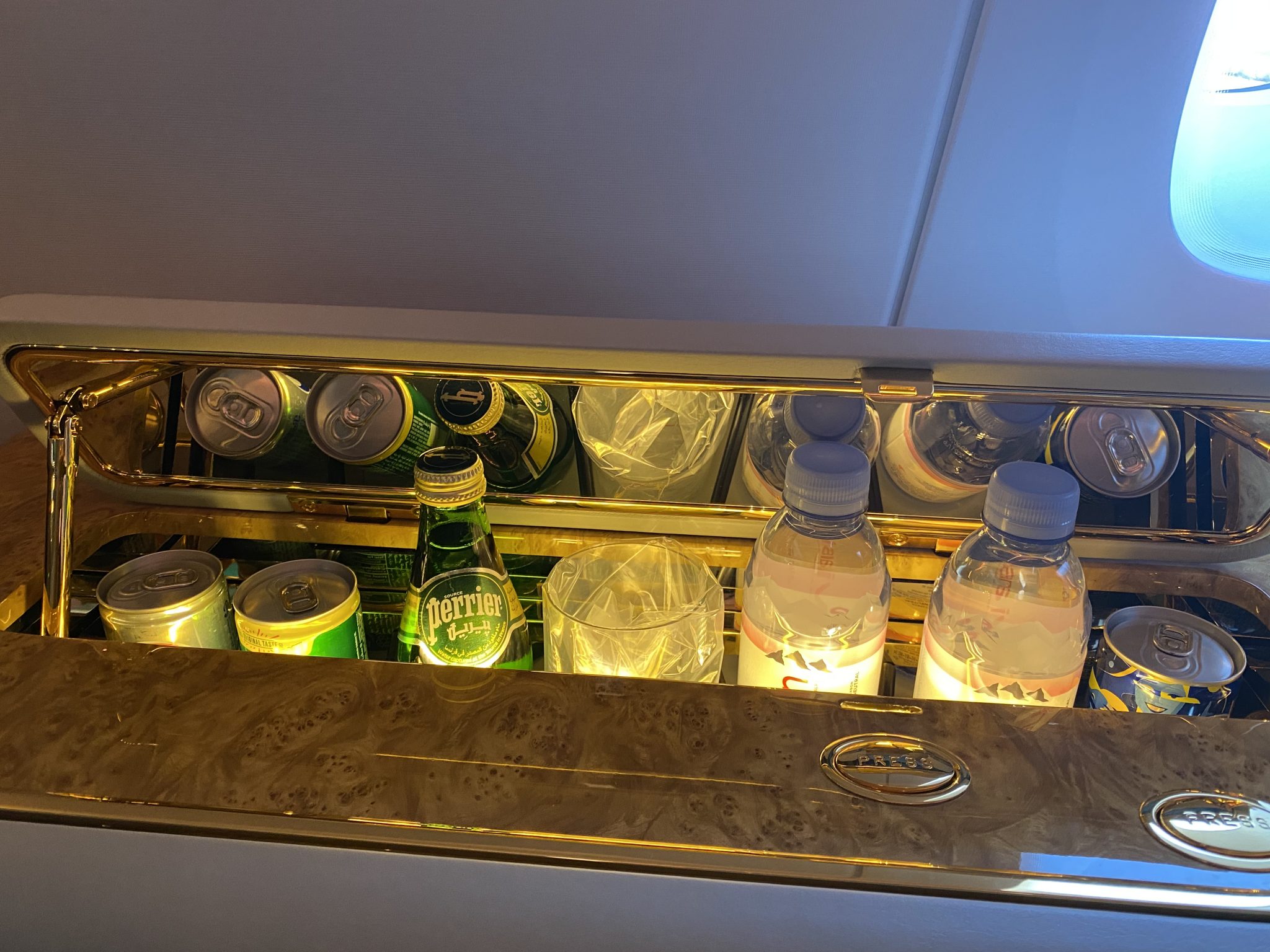 A380 Emirates First Class Review (Dubai to London DXB to LHR)