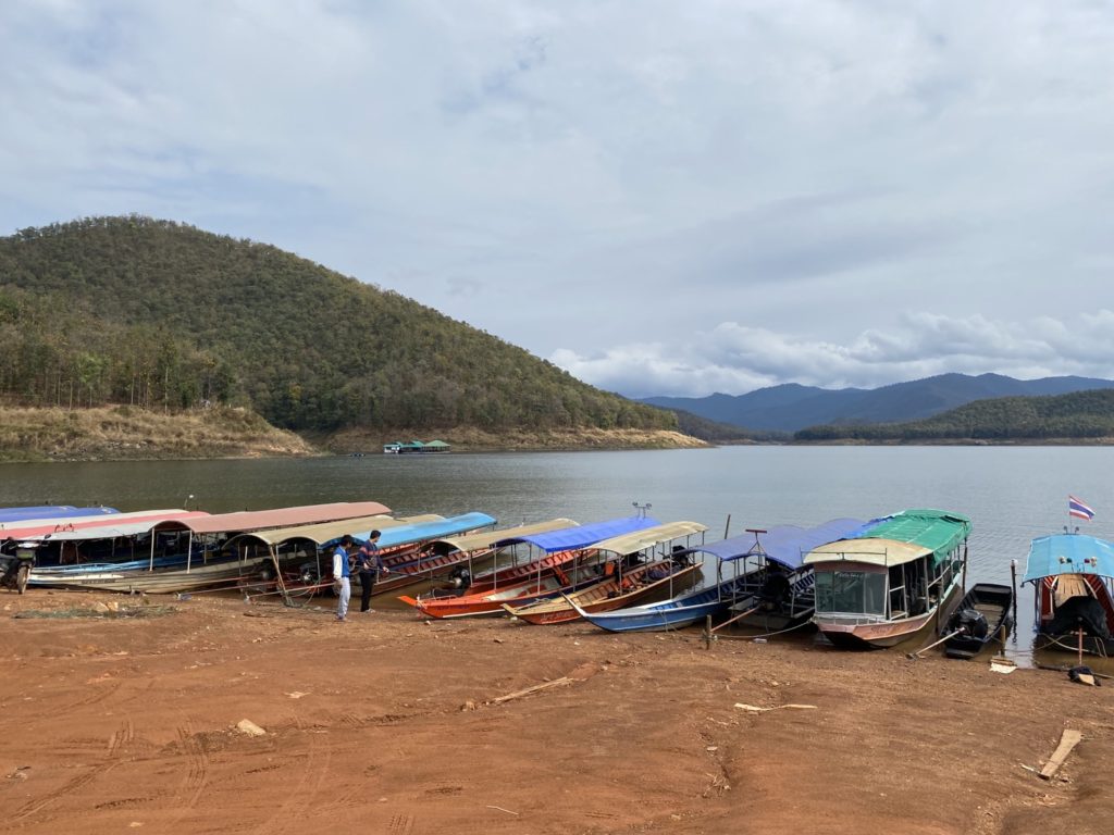 how to go to Mae Gnat floating houses