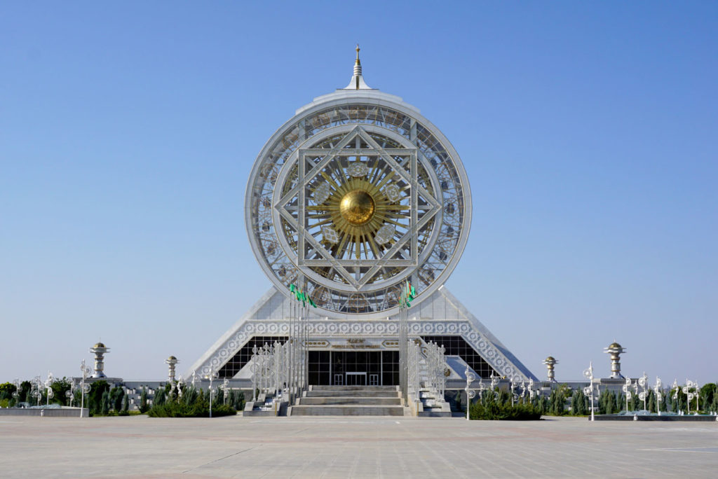 turkmenistan tour