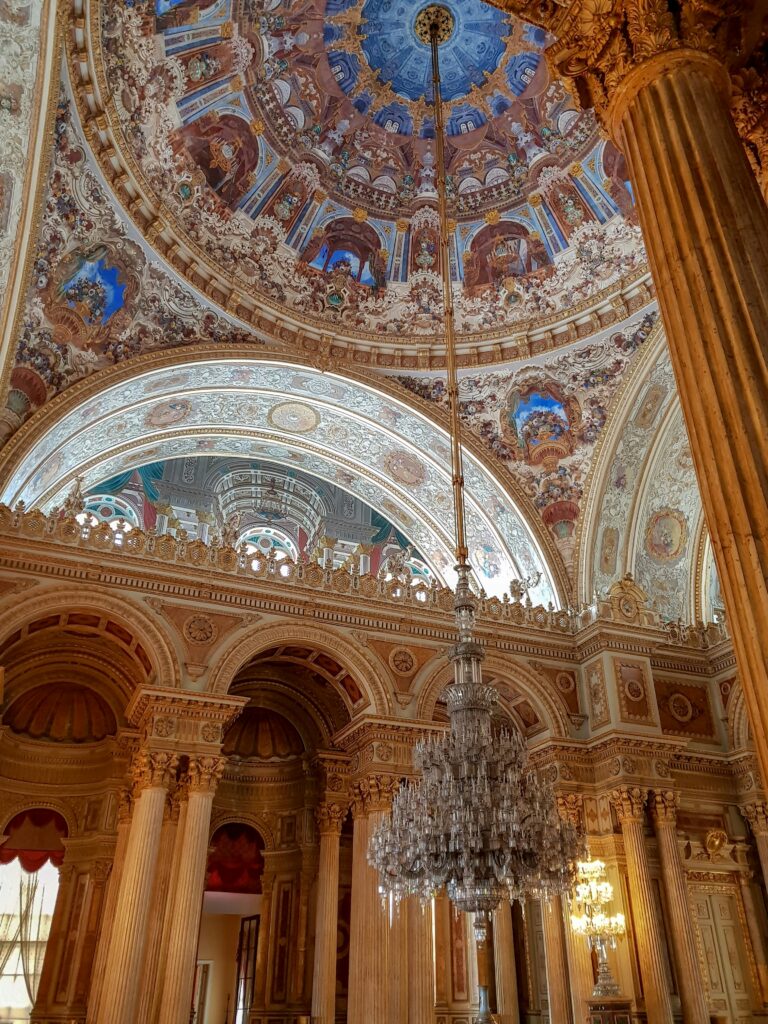 Dolmabahçe palace