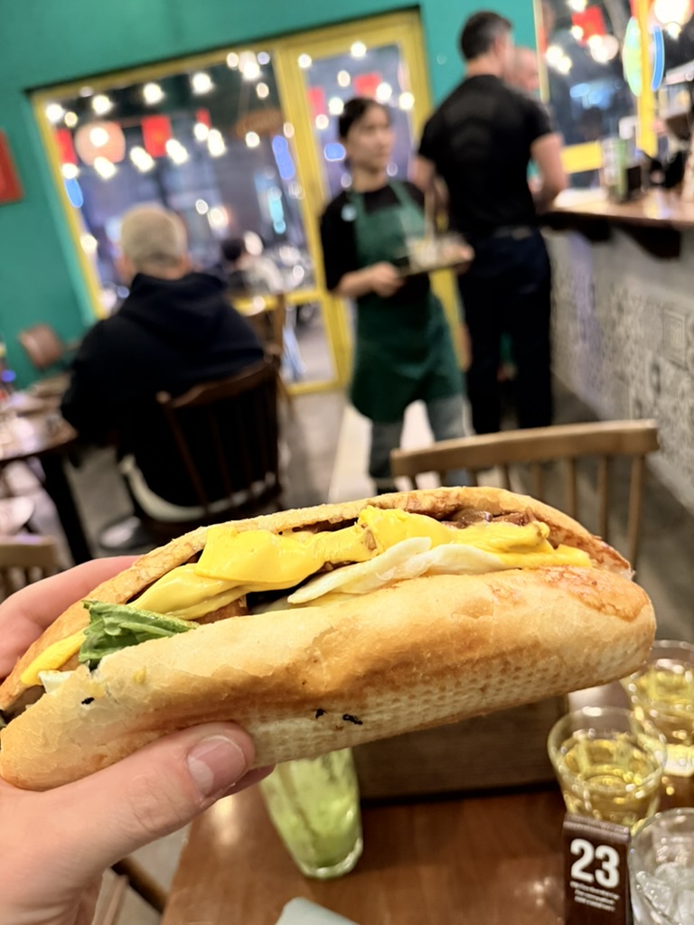 best banh mi in da nang